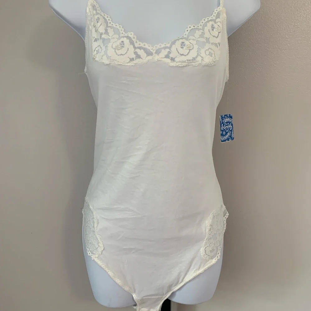 NWT Free People White Lace Detail Chemise